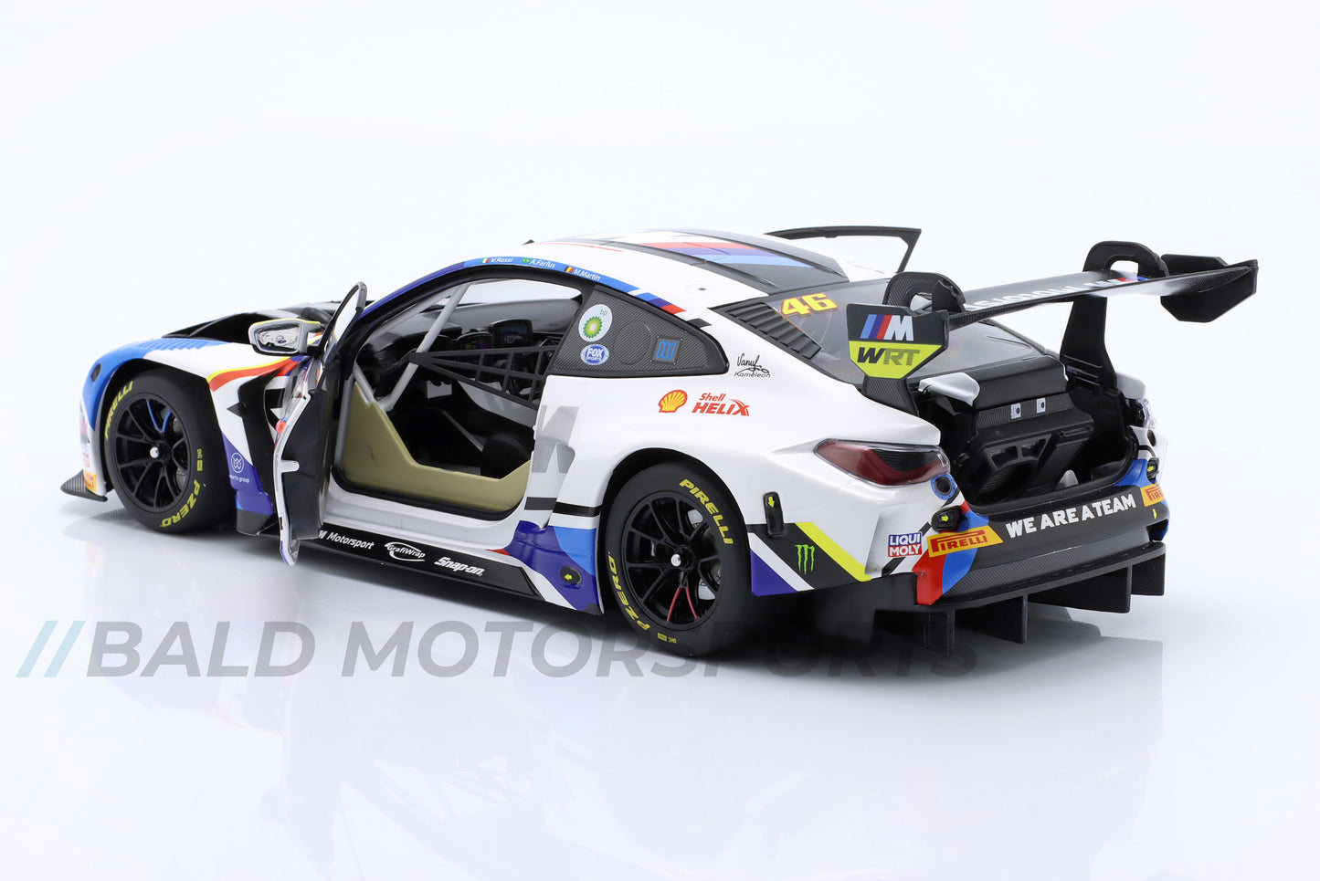 BMW M4 GT3 Rossi, Farfus, Martin 12h Bathurst 2023 1:18 Minichamps