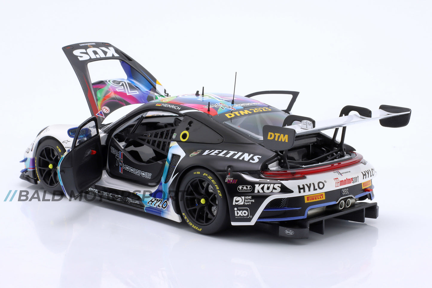 Porsche 911 GT3 R KÜS Team75 Bernhard DTM 2023 1:18 Minichamps
