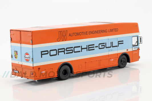 Mercedes Benz Renntransporter O 317 J.W. Automotive Engineering 1968 1:43 Schuco