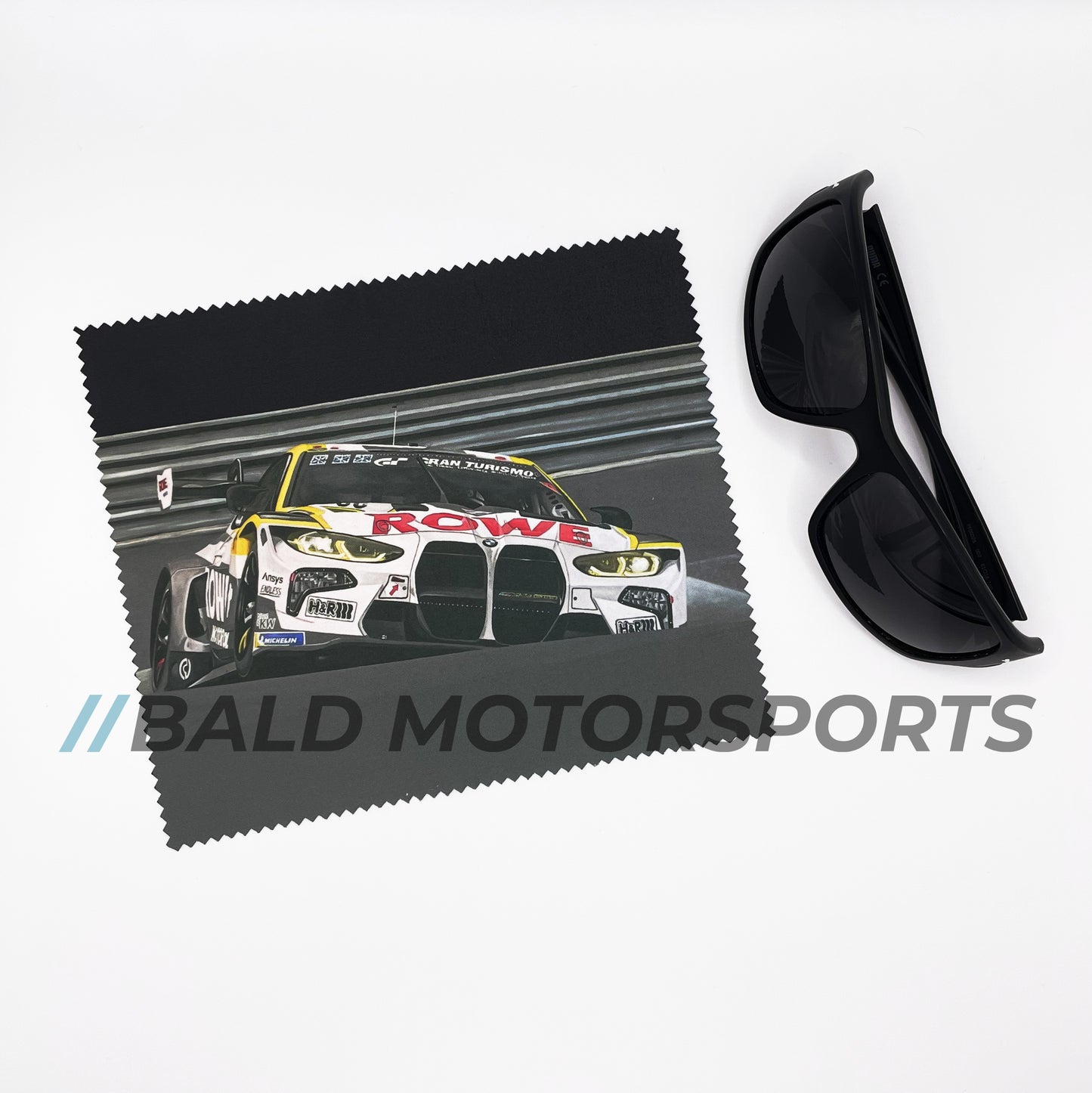 Bald Motorsports Brillenputztuch Motiv "BMW M4 GT3 Karussell"