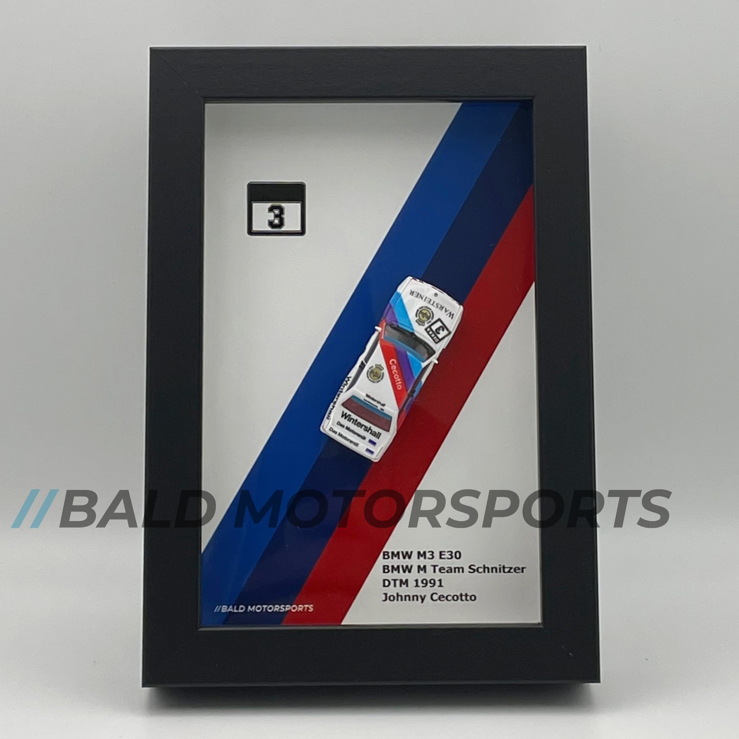 3D-Bilderrahmen mit Modellauto 1:87 BMW M3 E30 BMW M Team Schnitzer DTM 1991 Johnny Cecotto