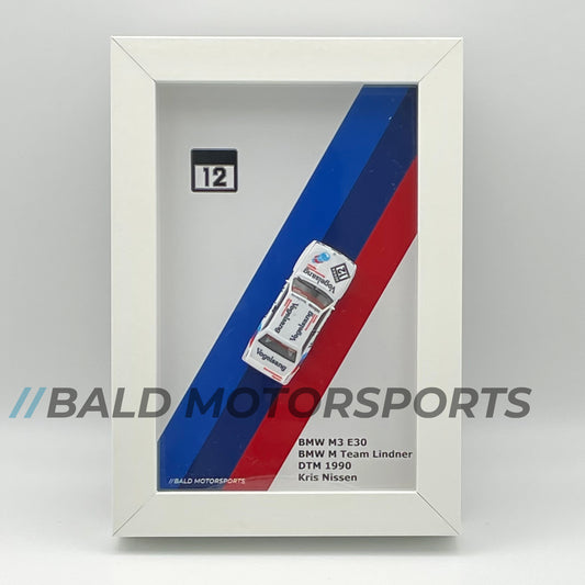 3D-Bilderrahmen mit Modellauto 1:87 BMW M3 E30 BMW M Team Lindner DTM 1990 Kris Nissen
