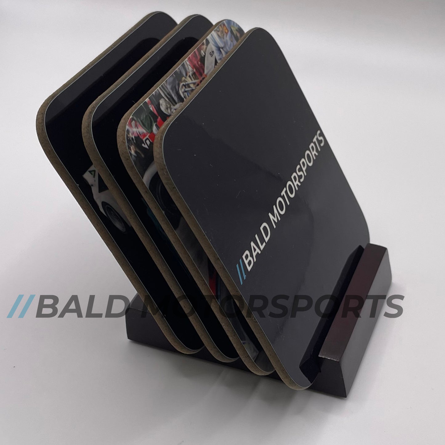 Bald Motorsports Halterung aus Holz für 4 Untersetzer (Farbe Mahagoni)
