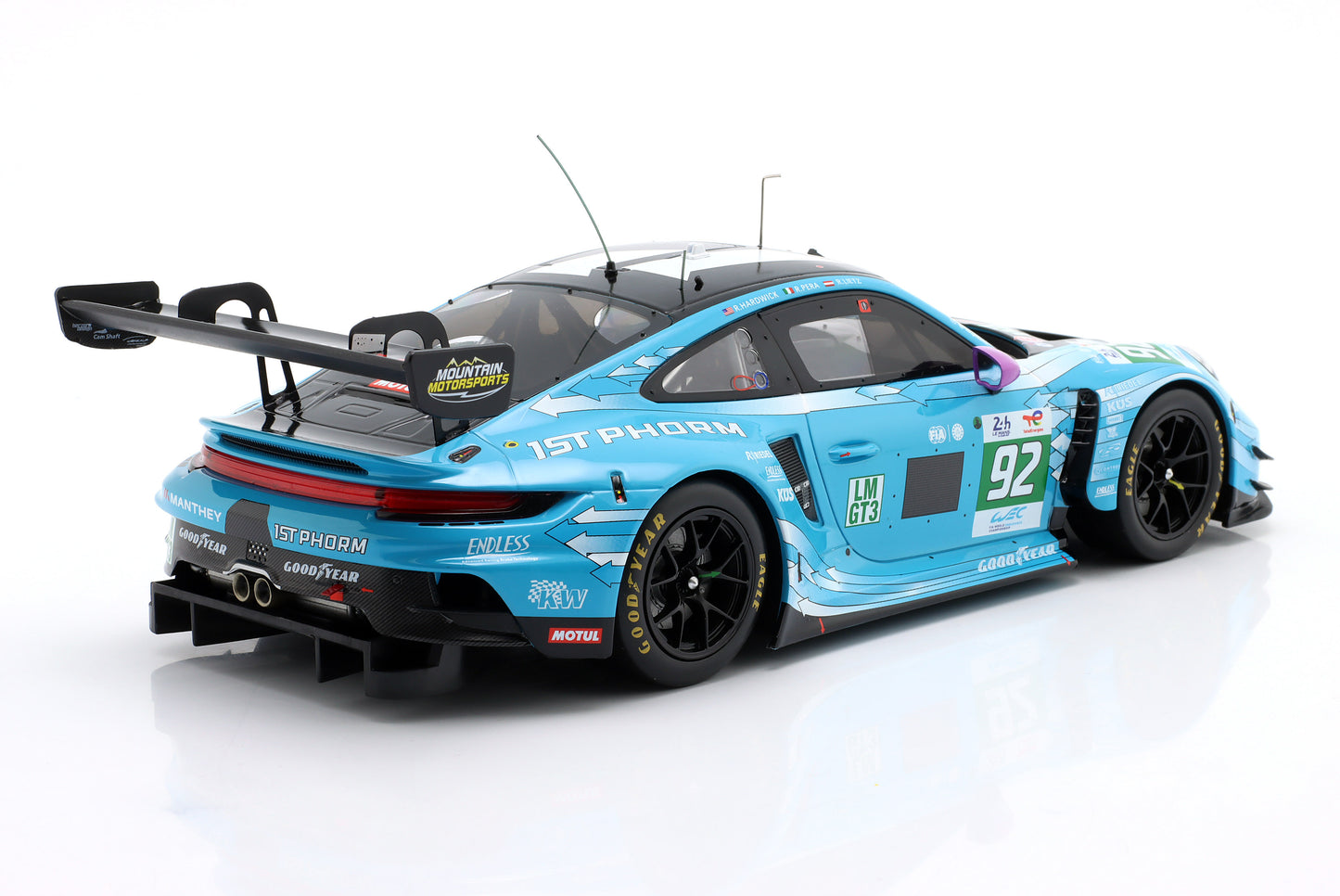Porsche 911 GT3 R Manthey 1st Phorm 24h Le Mans 2025 Hardwick, Lietz, Pera 1:18 Ixo