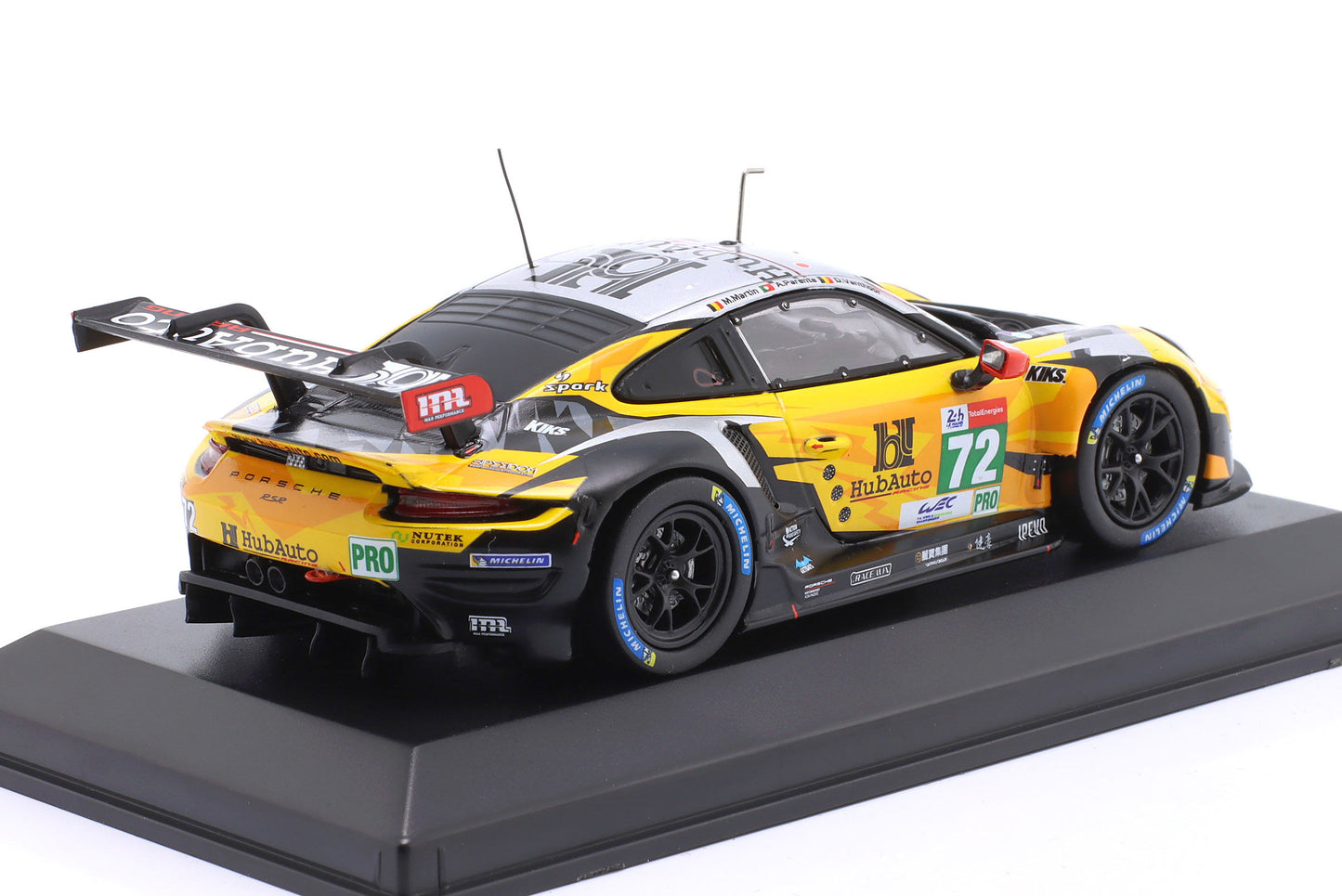 Porsche 911 RSR HubAuto Racing Martin, Parente, Vanthoor 24h Le Mans 2021 1:43 Altaya
