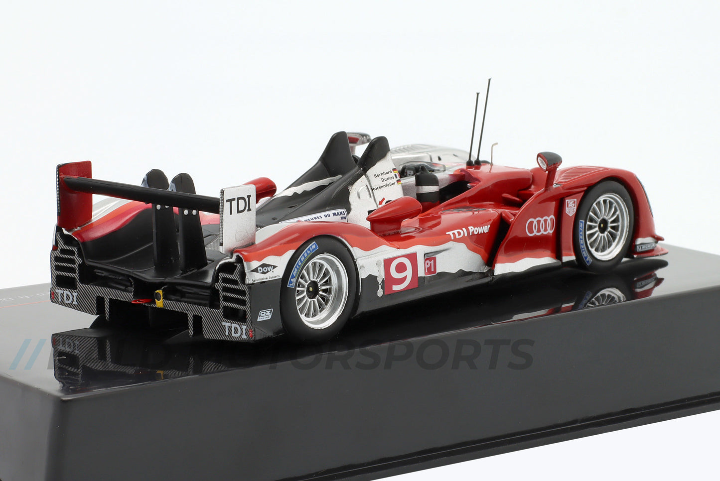Audi R15 TDI Audi Sport North America Winner 24 Hours of Le Mans 2010 1:43 Ixo