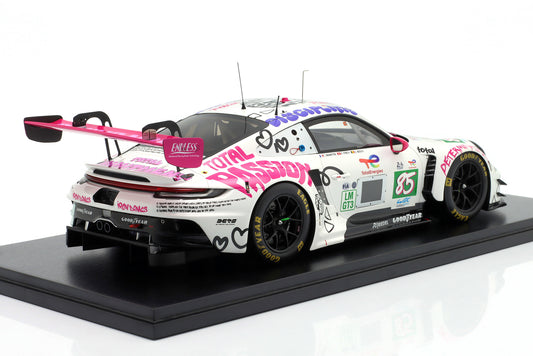 Porsche 911 GT3 R Iron Dames 24h Le Mans 2025 Martin, Bovy, Frey 1:18 Spark