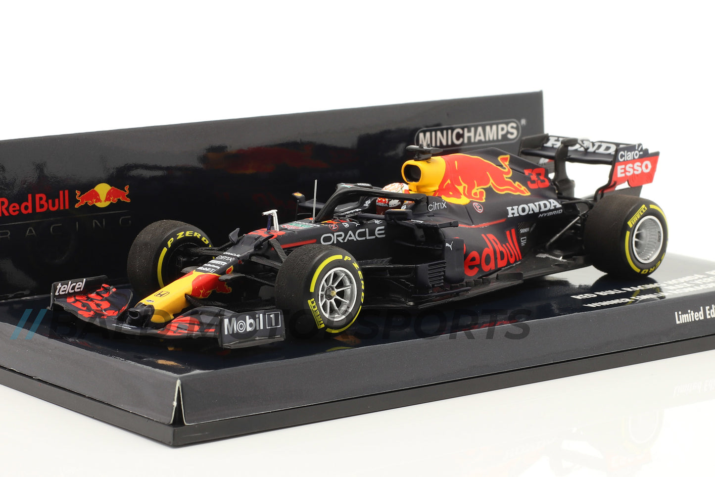 Red Bull RB16B Max Verstappen Formula 1 World Champion 2021 Minichamps 1:43