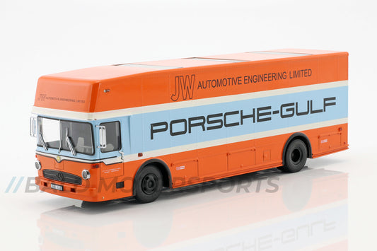 Mercedes Benz Renntransporter O 317 J.W. Automotive Engineering 1968 1:43 Schuco