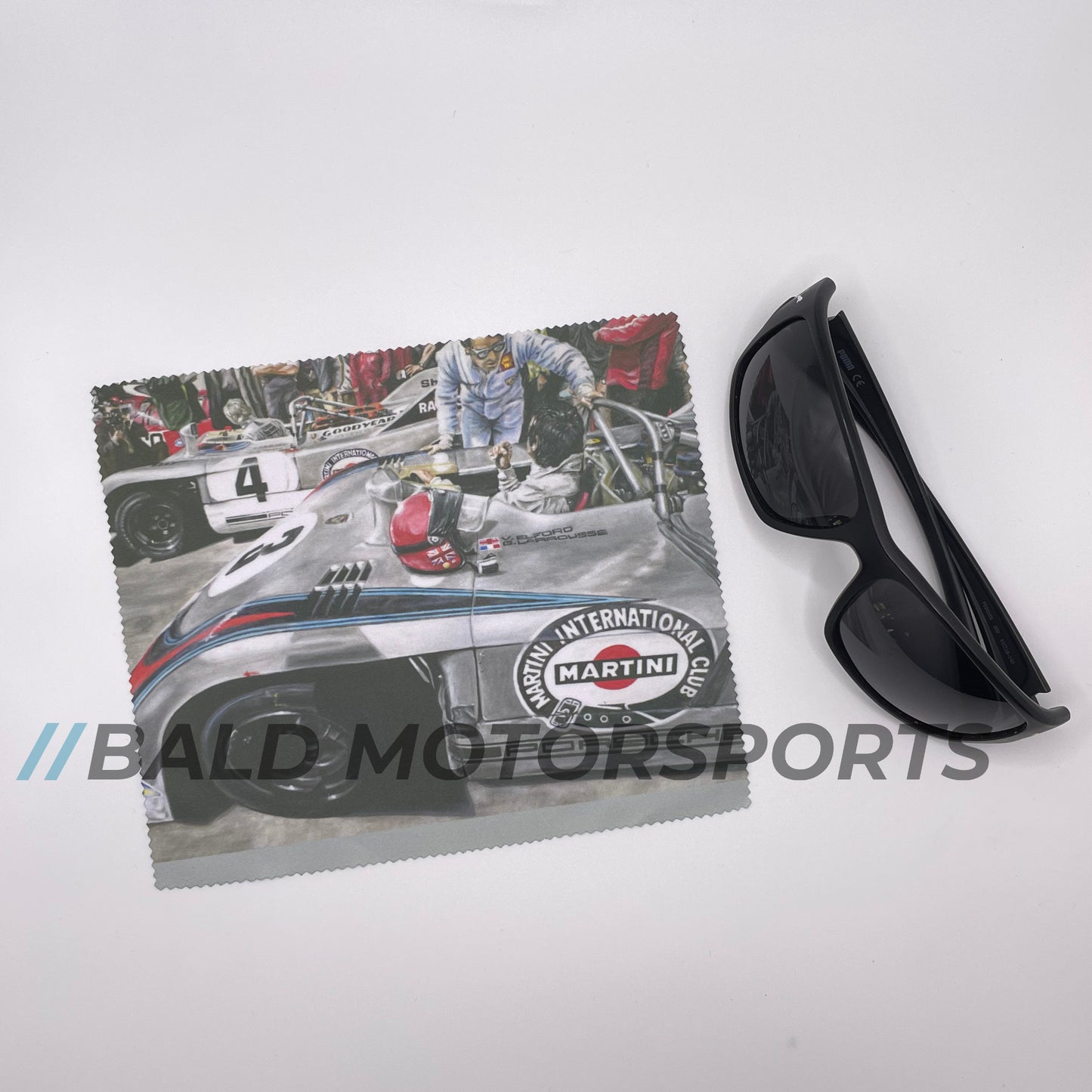 Bald Motorsports Brillenputztuch Motiv "Porsche 908 Startaufstellung"