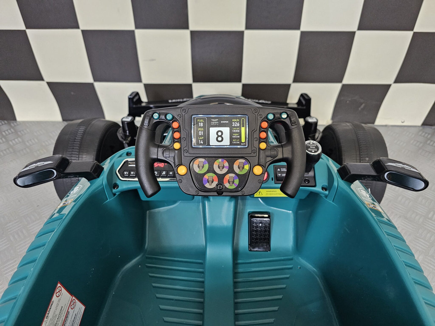 Aston Martin Formel 1 Kinderauto 24 Volt mit Fernbedienung | Offiziell lizenziert