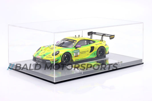 Porsche 911 GT3 R Manthey Racing mit Originalteil des Rennanzugs von Thomas Preining Sieger DTM 2023 1:18 Minichamps