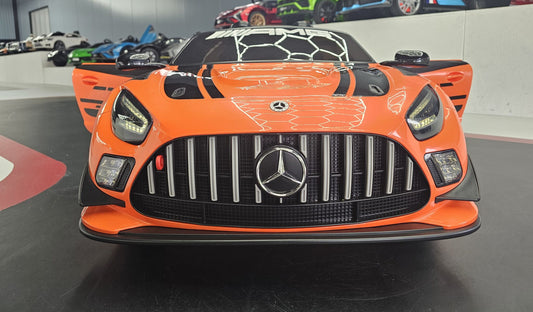Mercedes-AMG GT3 Kinderauto 12 Volt Orange mit Fernbedienung