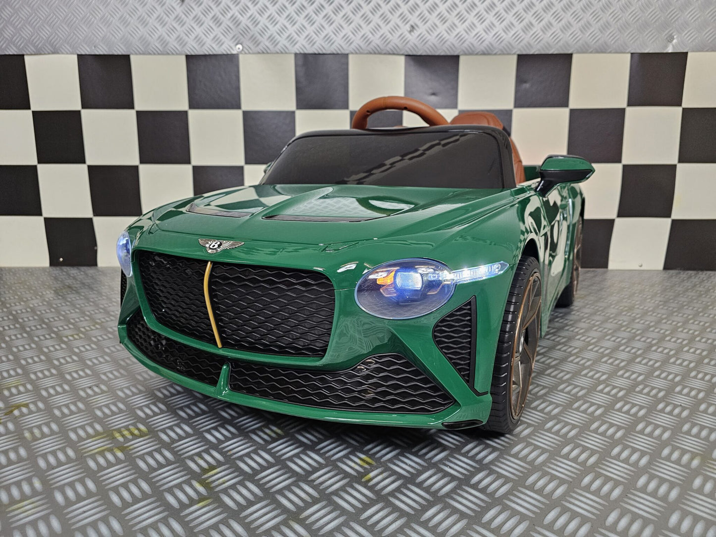 Bentley Bacalar Kinderauto 12 Volt Metallic Grün mit Fernbedienung