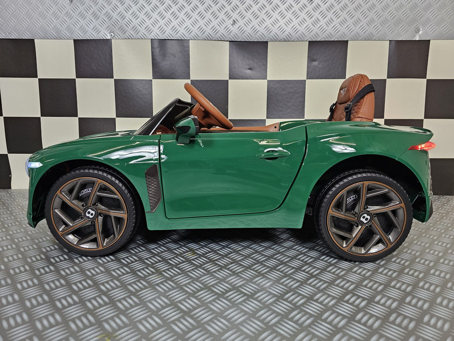 Bentley Bacalar Kinderauto 12 Volt Metallic Grün mit Fernbedienung