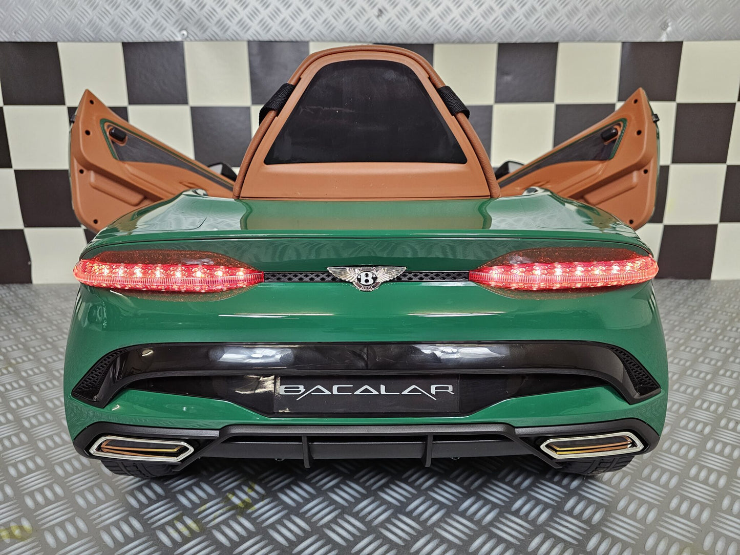 Bentley Bacalar Kinderauto 12 Volt Metallic Grün mit Fernbedienung