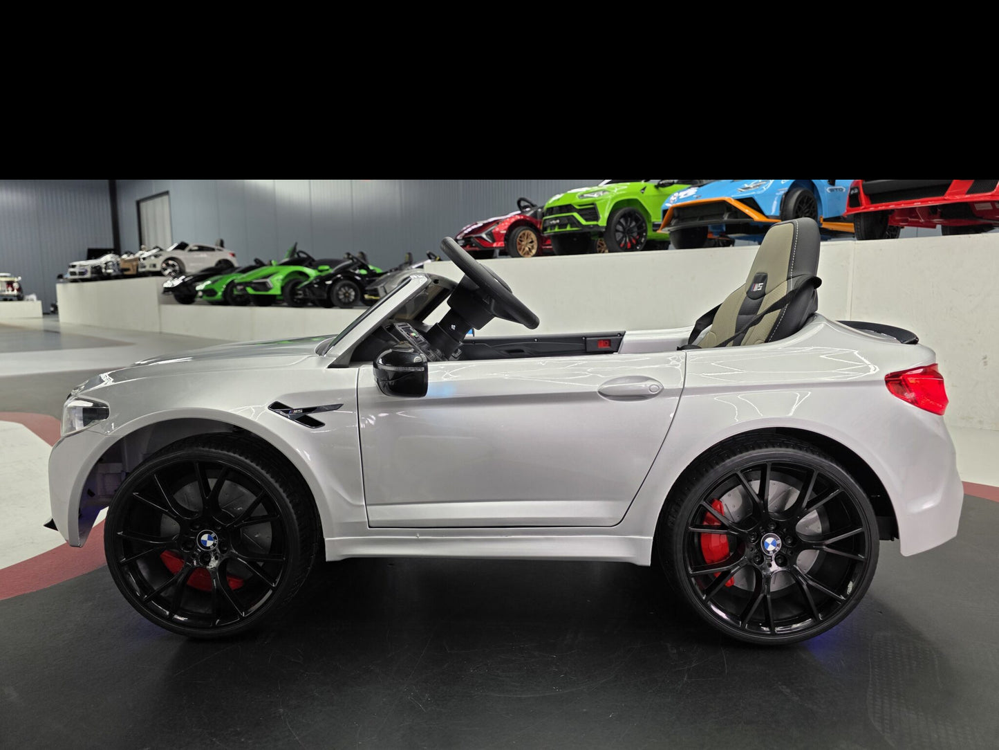 BMW M5 Kinderauto 24 Volt Grau Metallic mit Fernbedienung
