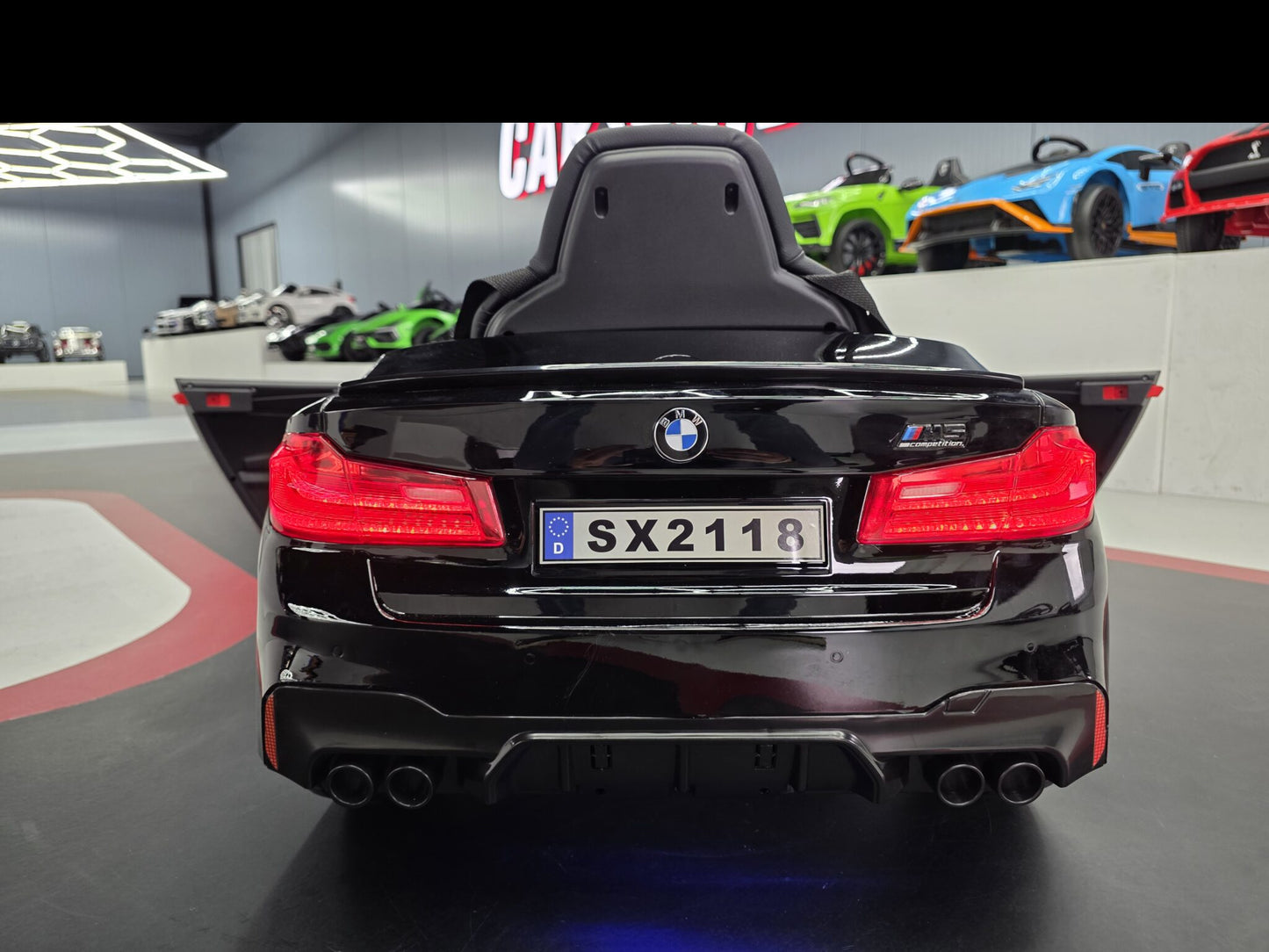 BMW M5 Kinderauto 24 Volt Schwarz Metallic mit Fernbedienung