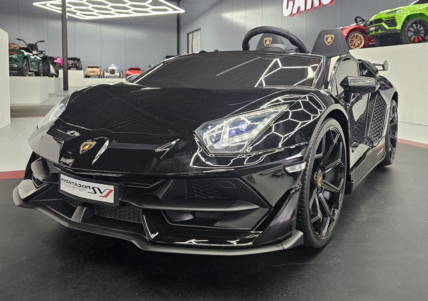 Lamborghini Aventador 2-Sitzer Kinderauto 24 Volt Drift Schwarz Metallic