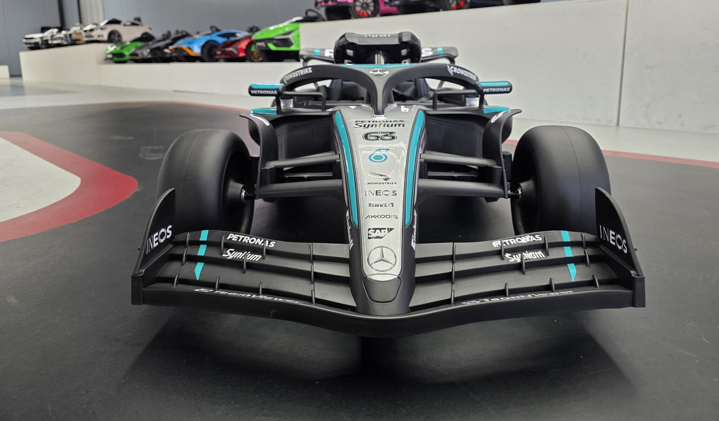 Mercedes Formel 1 Kinderauto 12 Volt Schwarz mit Fernbedienung